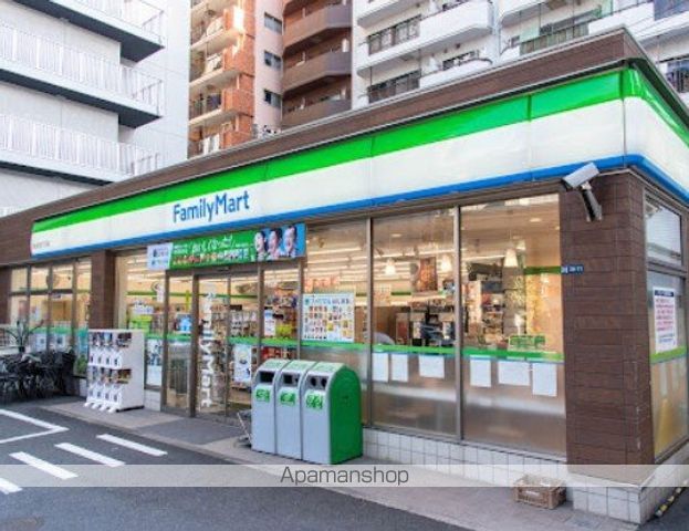 コンビニ　ファミリーマート西五反田六丁目店（コンビニ）まで201m