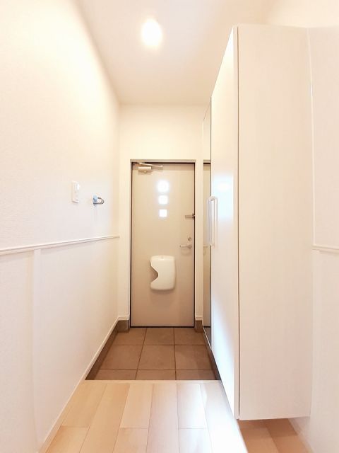湘南新宿ライン高海 新前橋駅 徒歩41分 2階建 築3年の玄関写真