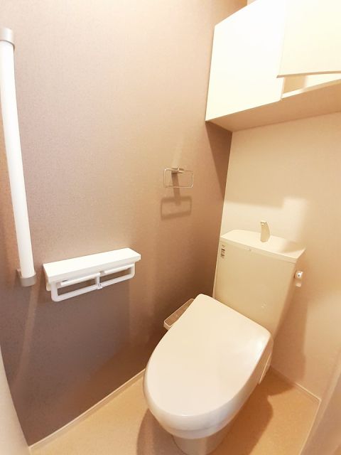 湘南新宿ライン高海 新前橋駅 徒歩41分 2階建 築3年のトイレ写真