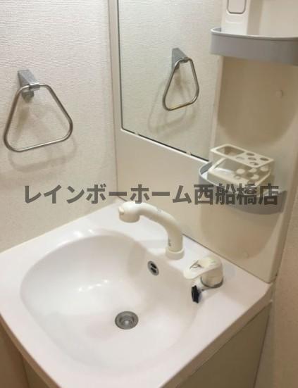 洗面設備　使いやすい洗面所です