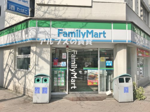 コンビニ　ファミリーマート関内弁天通り店（コンビニ）まで218m