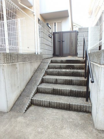 エントランス　エントランス