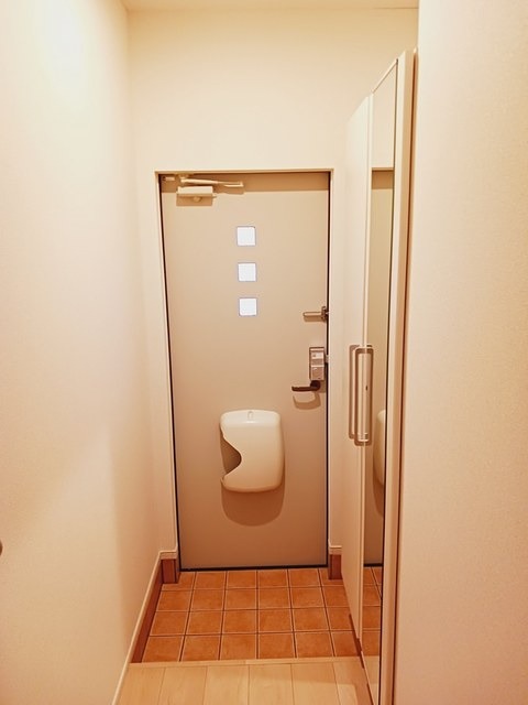 アクアサイド IIの玄関写真