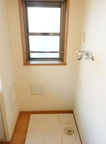 洗面設備　参考写真：別部屋タイプ