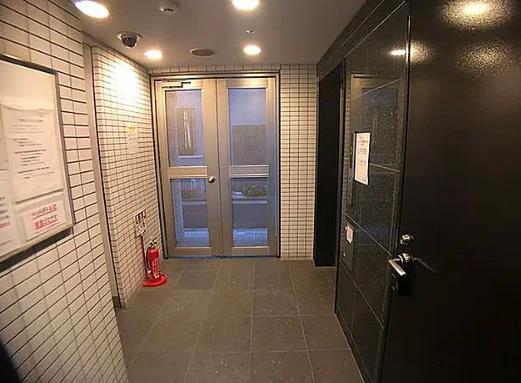 東京メトロ有楽町線 新富町駅 徒歩4分 12階建 築21年の外観写真