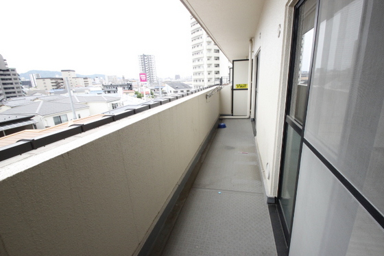 バルコニー　※別部屋の写真です