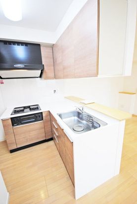 キッチン　（別タイプ参考写真）ガーデン板橋氷川町 　板橋区氷川町