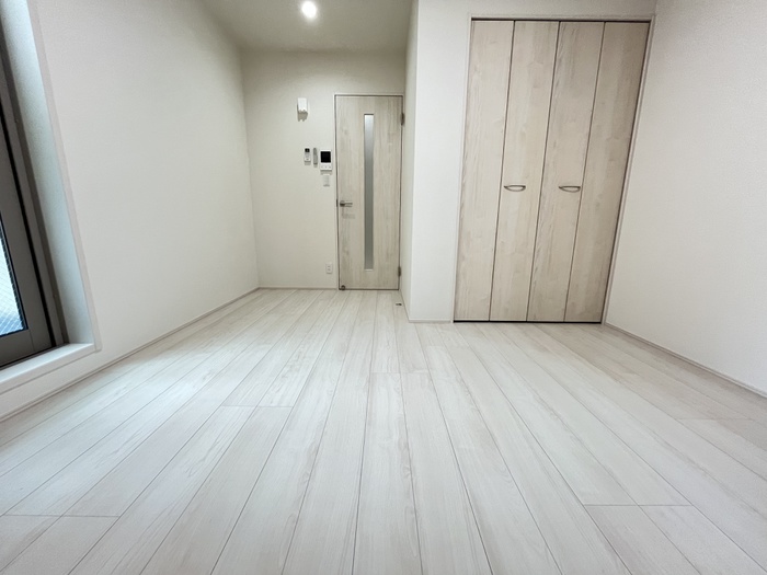 フジパレス平野郷V番館の居間写真