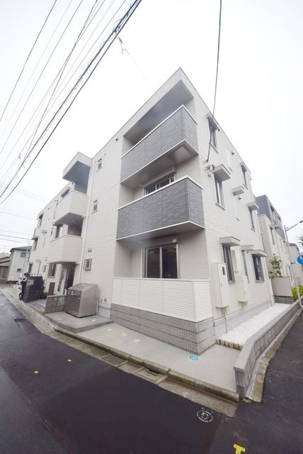 セレシェイラ参番館の外観写真