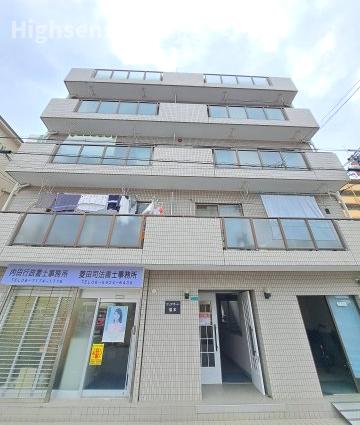 建物外観　落ち着いた雰囲気の外観です