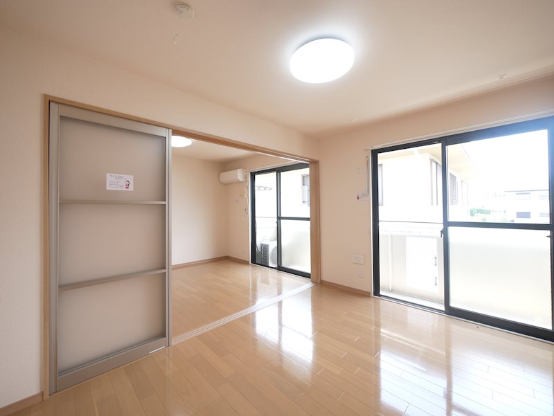 その他　西側洋室6帖