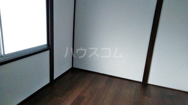 北春日町貸家の内装写真