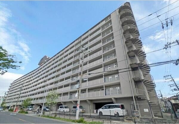 建物外観　落ち着いた雰囲気の外観です