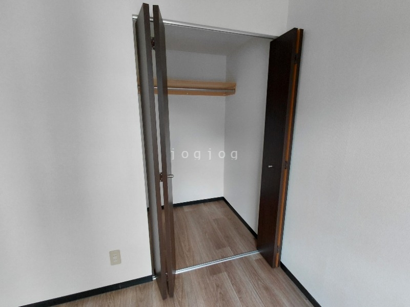 収納　収納が大きく、たくさんものが入ります。