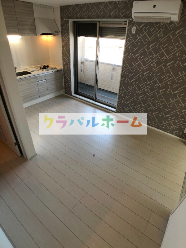 阪急千里線 柴島駅 徒歩4分 3階建 築5年の居間写真