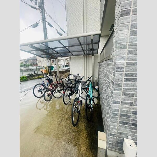 駐車場　駐輪場
