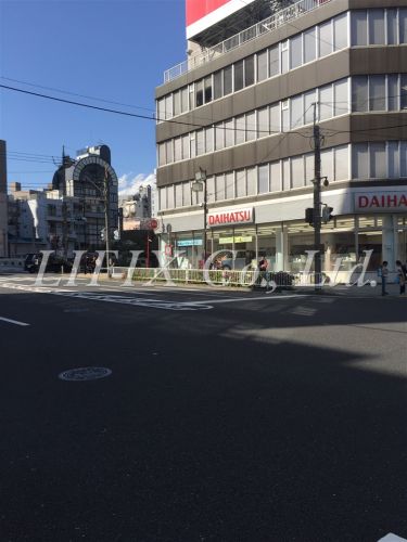 その他　ダイハツ神奈川販売（株） 本社ショールーム（その他）まで180m