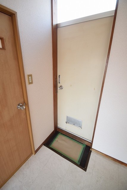玄関　現況優先