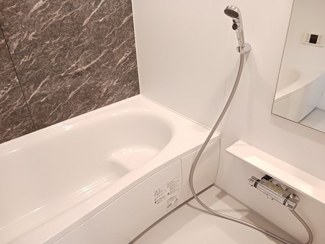 小張プレイスIの風呂写真