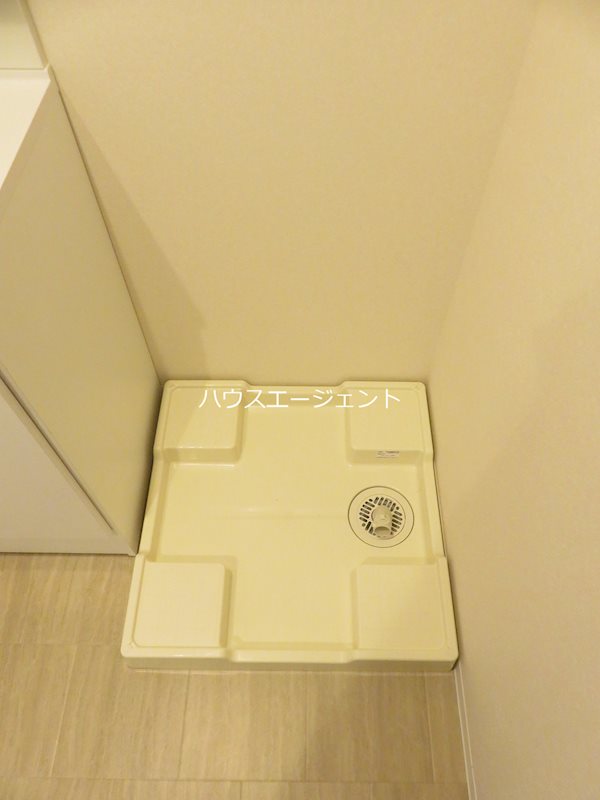 その他　洗濯機置場は室内にあります※参考画像
