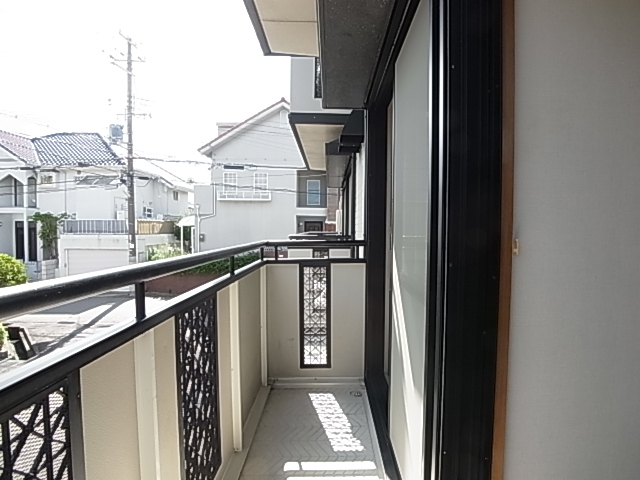 ＪＲ山陽本線 垂水駅 バス乗車時間：15分 最寄りバス停で下車 徒歩5分 2階建 築30年の内装写真