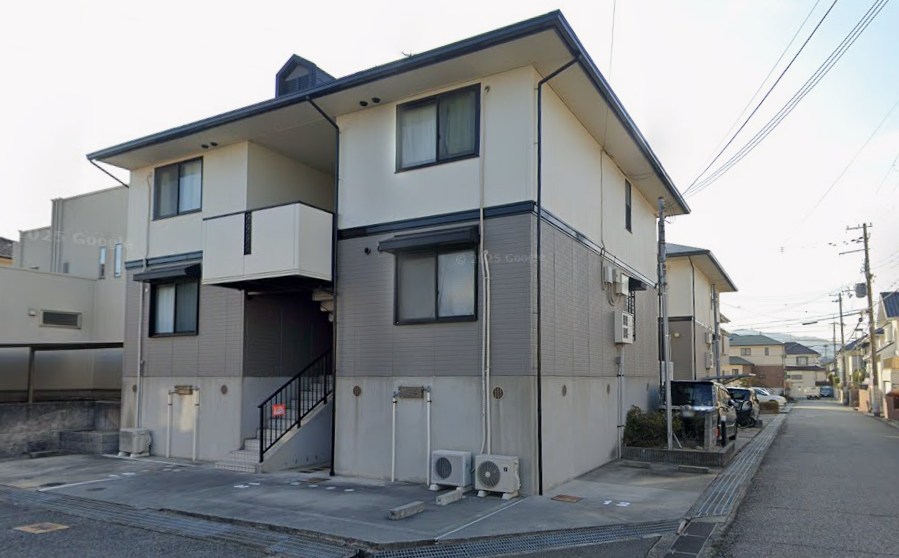 ＪＲ山陽本線 垂水駅 バス乗車時間：15分 最寄りバス停で下車 徒歩5分 築30年