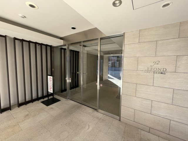 エントランス　ルフォン文京本駒込　文京区本駒込5