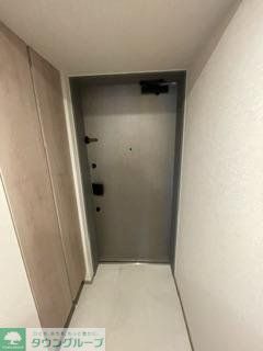 プレディアコート北千住の玄関写真