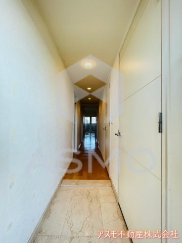玄関　同マンション別部屋　参考写真