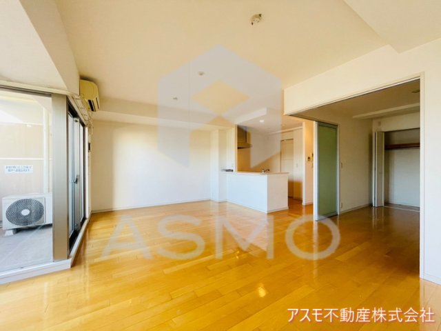 居室・リビング　同マンション別部屋　参考写真