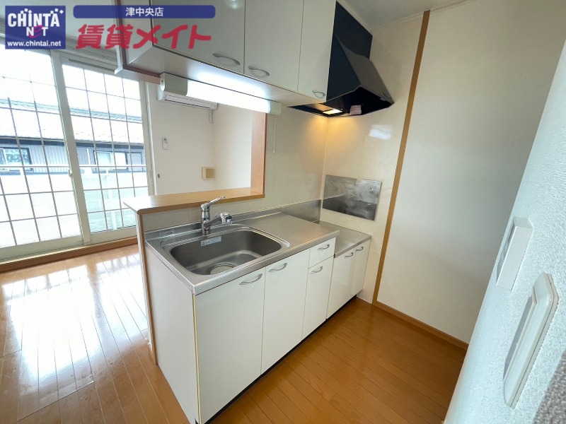 キッチン　同型タイプ画像