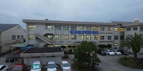 中学校　檍中学校（中学校）まで1400m