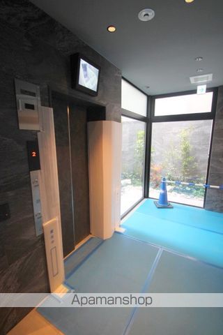 地下鉄谷町線 谷町六丁目駅 徒歩5分 9階建 築4年の外観写真