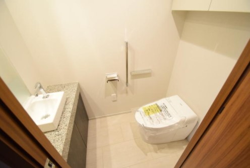ザ・パークハウスグラン南青山高樹町のトイレ写真