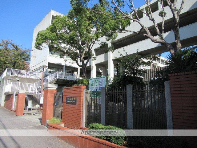 中学校　吹田市立第二中学校（中学校）まで1321m