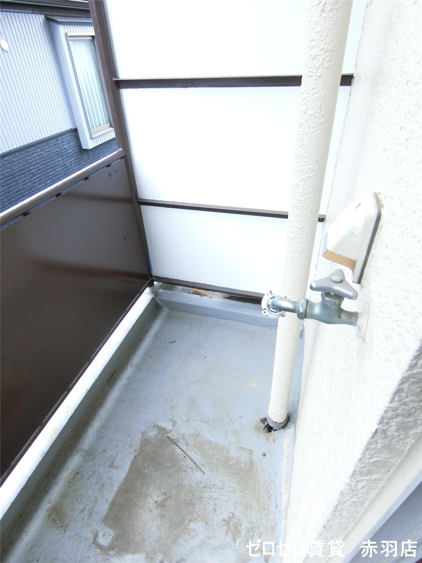 洗面設備　洗濯機置き場