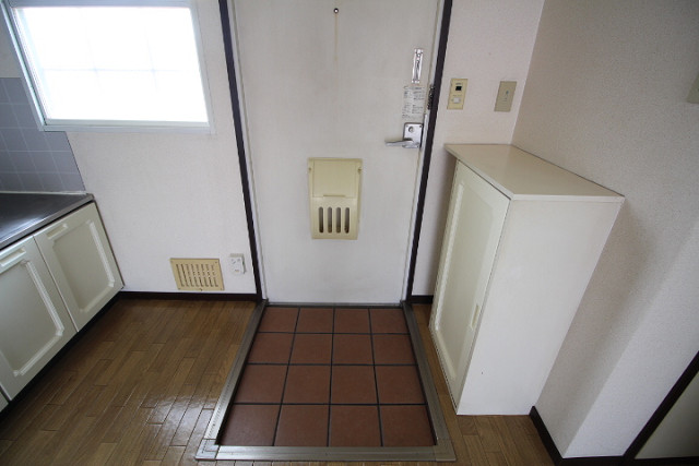 カーサあしべCの玄関写真