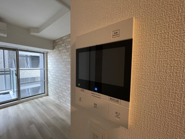 セキュリティ　同物件別部屋写真