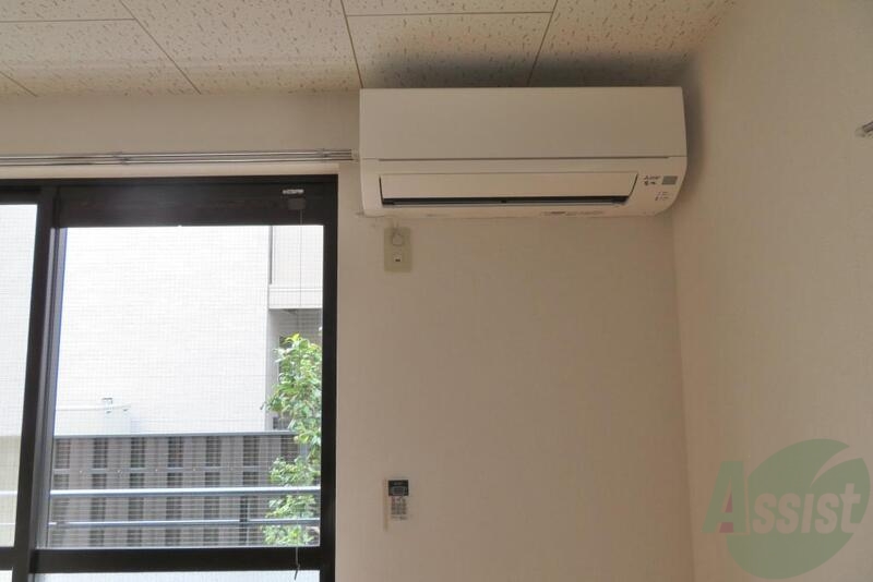 その他設備　エアコンはお部屋に一台。頑張ってもらいましょう。