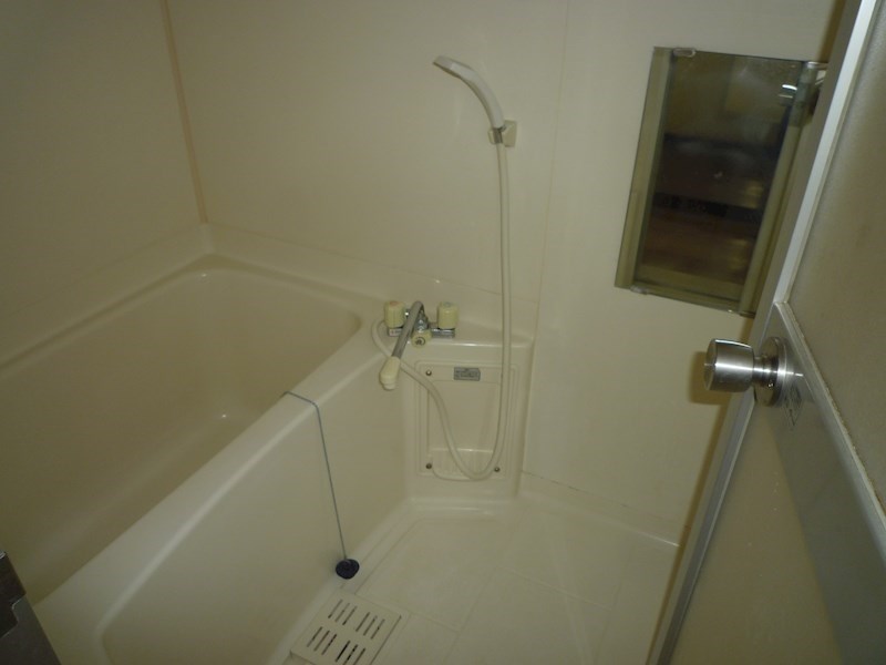 バス・シャワールーム　写真は別部屋です（参考）