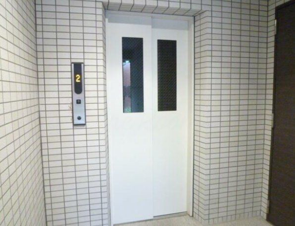 東急世田谷線 世田谷駅 徒歩7分 3階建 築17年の外観写真