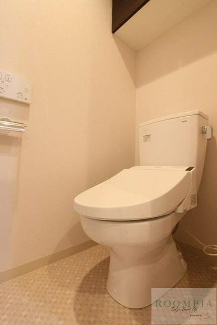トイレ　※同タイプの別のお部屋です。
