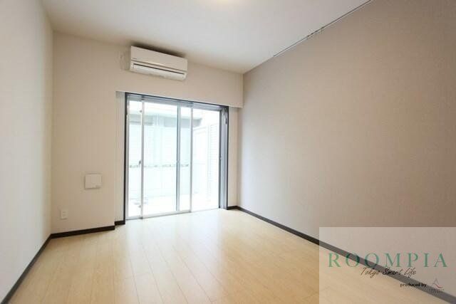 居室・リビング　※同タイプの別のお部屋です。