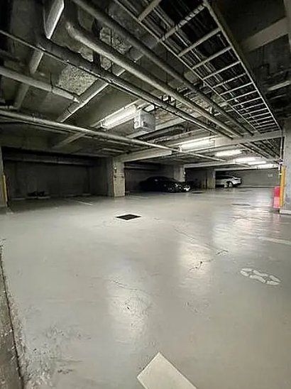 駐車場　現在空きなし