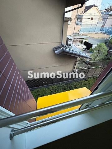 バルコニー　外からの目が気にならないバルコニーで洗濯物が干せます