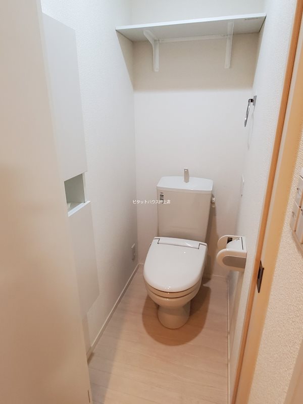 ラシーネ西葛西のトイレ写真