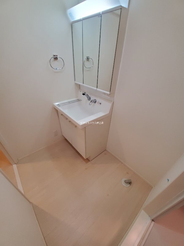 ラシーネ西葛西の内装写真