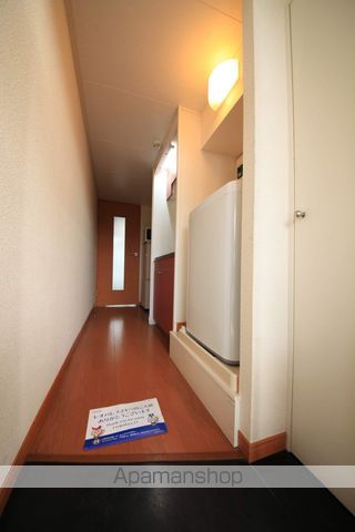 レオパレスクリナーレみなみ野の玄関写真