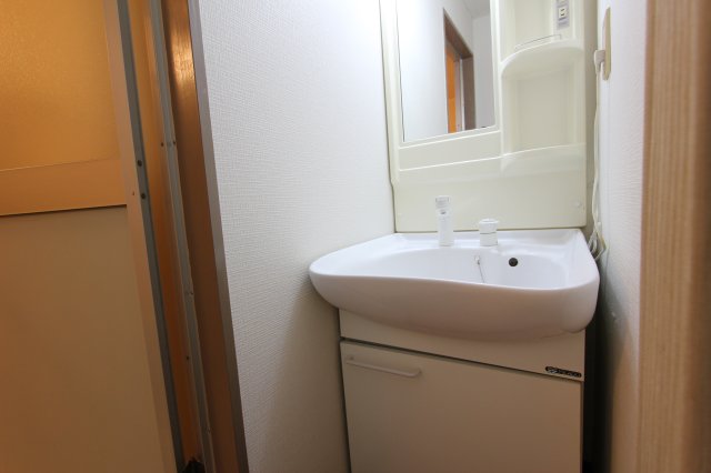 洗面設備　同仕様