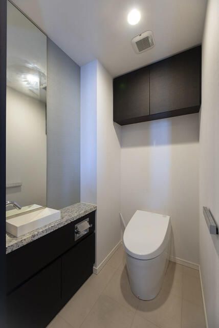グランスイート麻布台ヒルトップタワーのトイレ写真